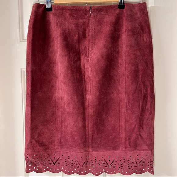 Leather Skirt - Picture 2 of 9